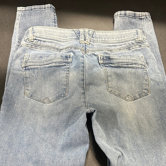 Democracy Denim - A111.   Democracy Light Blue Skinny Jeans with ab technology size 6